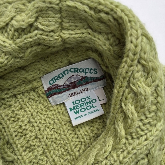 Aran Crafts Hand Knit Irish Cable Wool SweaterL - Picture 3 of 11